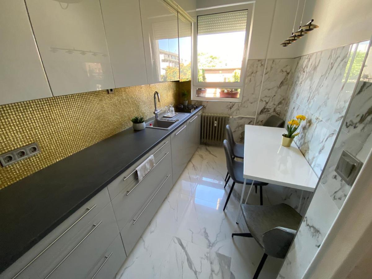 Lonyay Street Apartment Budapest Luaran gambar