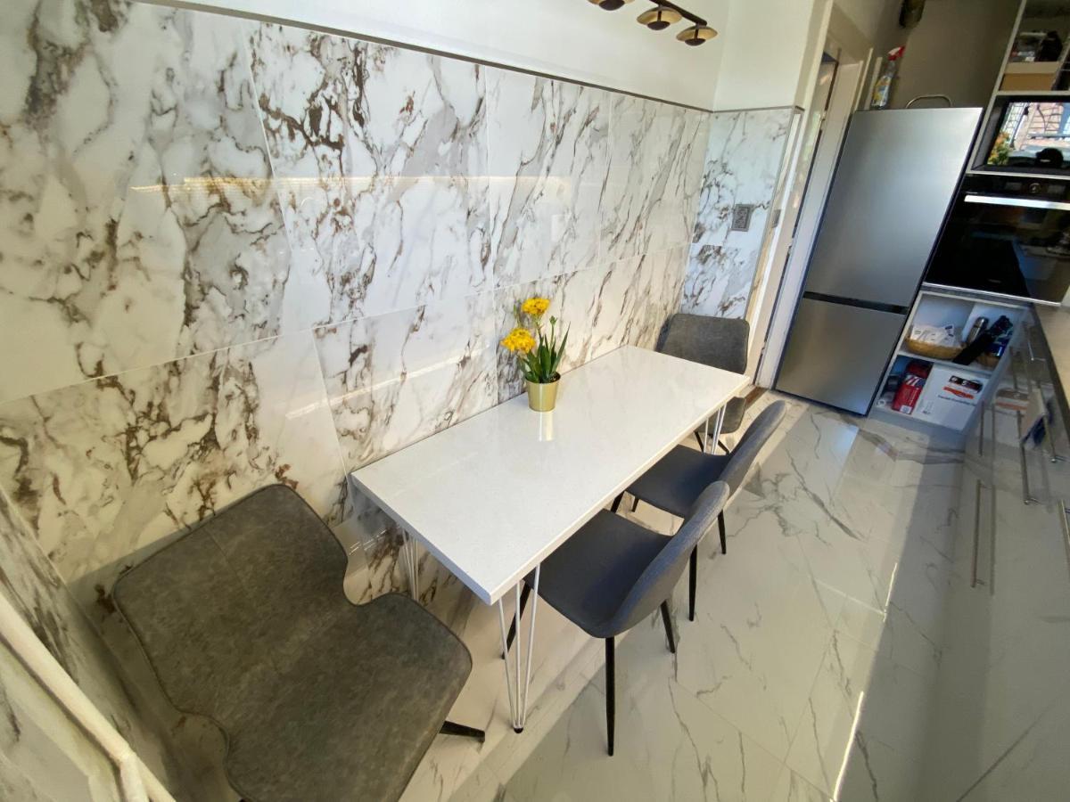 Lonyay Street Apartment Budapest Luaran gambar
